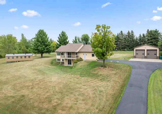 Photo 4 of Sale Pending at 671 Kinney Rd, Hudson, WI 54016 | MLS# 7133525 | Listing updated on 2026-09-23