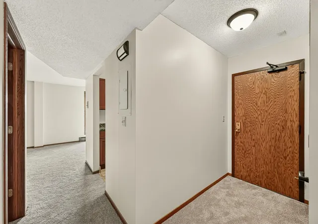 Photo 2 of Condo for sale at 317 6th Ave Sw #309, Rochester, MN 55902 | MLS# 7133541 | Listing updated on 2026-08-27