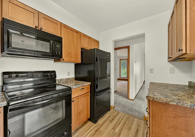 Listing Photo 5 - Condo for sale in building located at 317 6th Ave SW, Rochester, MN 55902 - Unit #309