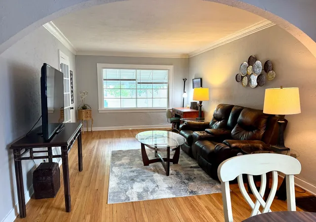 Photo 4 of Single family home for sale at 4711 N 6Th St, Minneapolis, MN 55430 | MLS# 7133582 | Listing updated on 2026-09-01