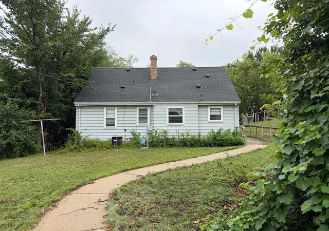 14th image of 3350 Fillmore St Ne, Minneapolis, MN 55418 | MLS# 7133585