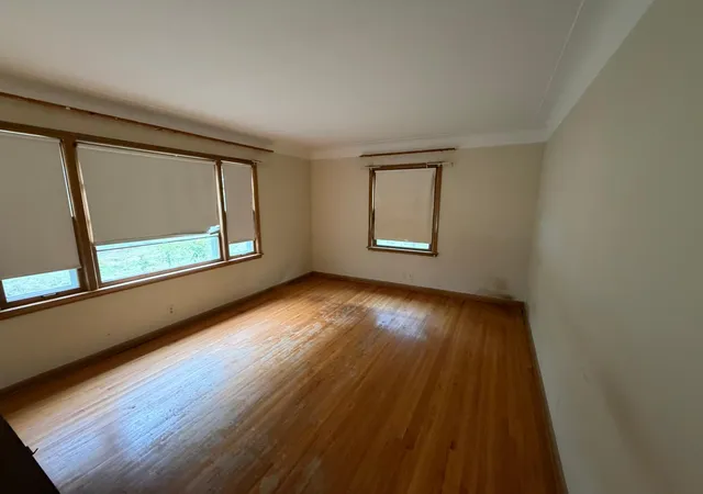 2nd image of 3350 Fillmore St Ne, Minneapolis, MN 55418 | MLS# 7133585