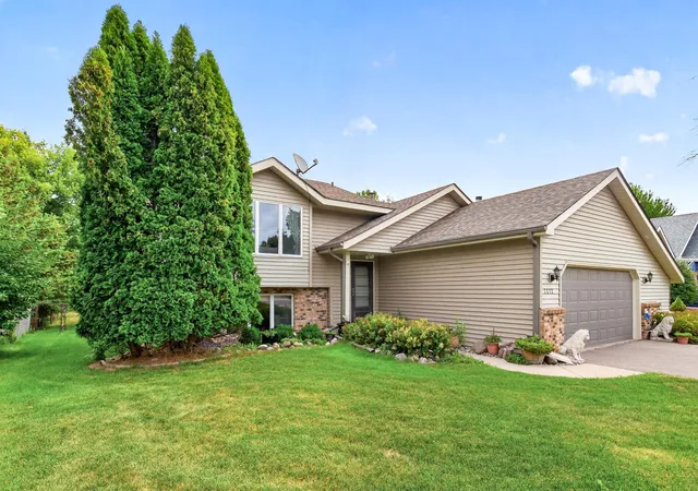 Photo 1 of Single family home for sale at 3212 Sunset Lake Dr, Burnsville, MN 55337 | MLS# 7133604 | Listing updated on 2026-08-27