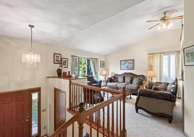 Photo 4 of Single family home for sale at 3212 Sunset Lake Dr, Burnsville, MN 55337 | MLS# 7133604 | Listing updated on 2026-08-27