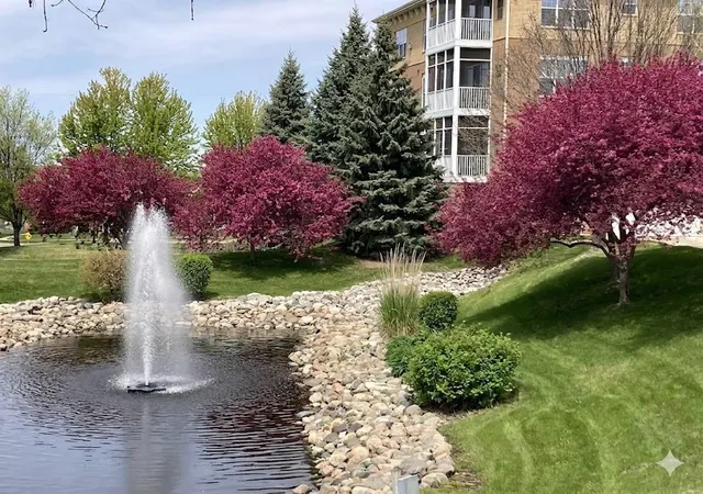 Listing Photo 2 - Condo for sale in building located at 15001 Burnhaven Dr, Burnsville, MN 55306 - Unit #216