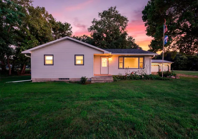 Photo 3 of Single family home for sale at 20142 State Hwy 22, Gaylord, MN 55334 | MLS# 7133608 | Listing updated on 2026-09-02