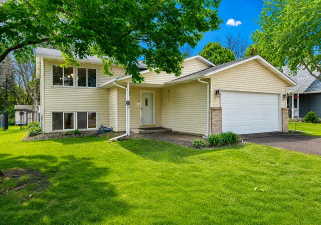 1st image of 9115 Janero Ave S, Cottage Grove, MN 55016 | MLS# 7133630