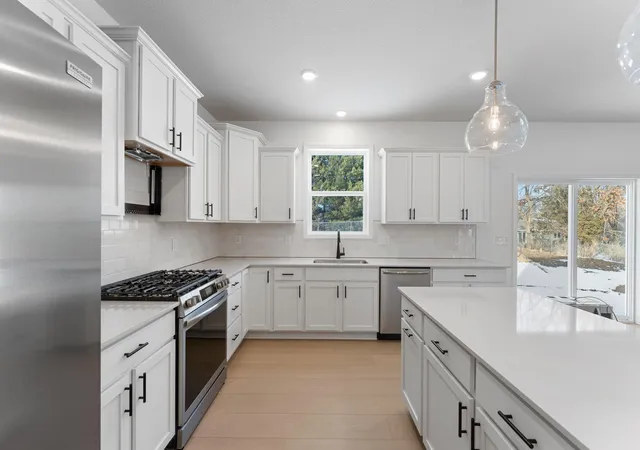 image of 7975 41st St N, Oakdale, MN 55128 | MLS# 7133669