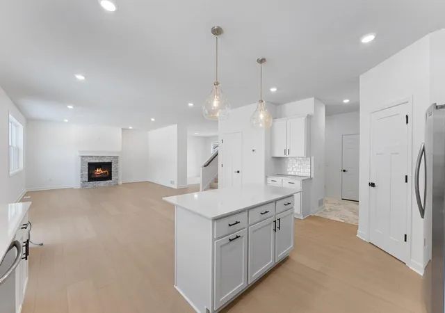 image of 7975 41st St N, Oakdale, MN 55128 | MLS# 7133669