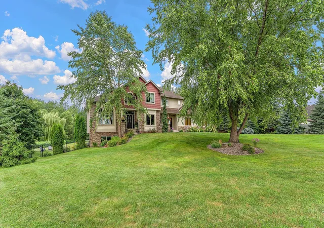 Photo 1 of Single family home for sale at 23140 Grandview Wy, Lakeville, MN 55044 | MLS# 7133679 | Listing updated on 2026-10-06