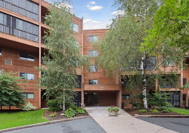 Photo 3 of Condo for sale at 3320 Louisiana Ave S #311, Saint Louis Park, MN 55426 | MLS# 7133706 | Listing updated on 2026-08-28