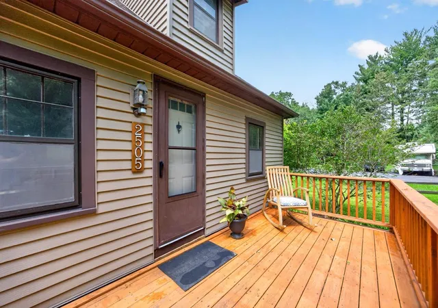 Photo 2 of Single family home for sale at 2505 E River Rd Ne, Rochester, MN 55906 | MLS# 7133718 | Listing updated on 2026-09-04