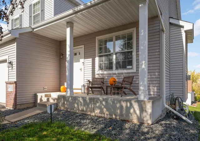 Photo 4 of Single family home for sale at 17500 48th Place N, Minneapolis, MN 55446 | MLS# 7133719 | Listing updated on 2026-10-22