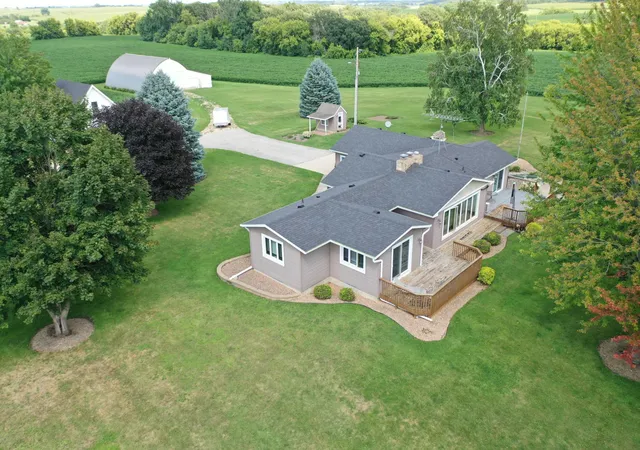 5th image of 4900 42 Hwy Ne, Eyota, MN 55934 | MLS# 7133720