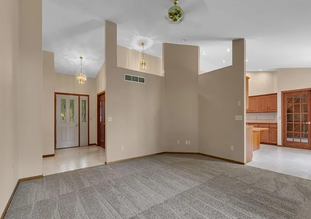 Photo 4 of Single family home for sale at 985 Juliet Wy, Avon, MN 56310 | MLS# 7133728 | Listing updated on 2026-08-27