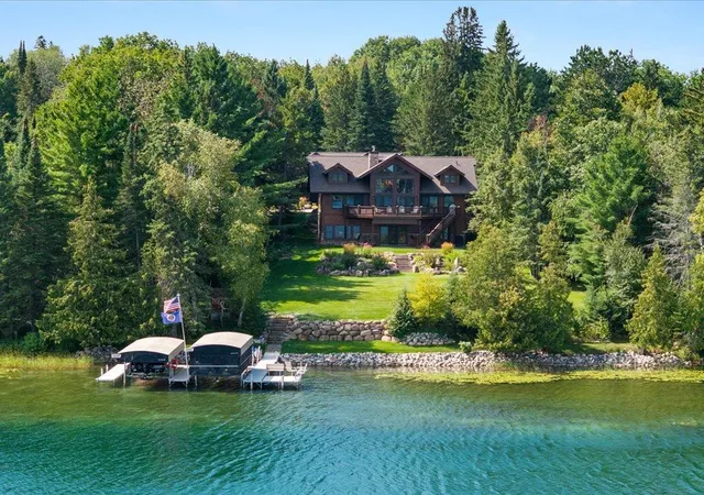 Photo 4 of Sale Pending at 31928 Log Home Dr, Walker, MN 56461 | MLS# 7133758 | Listing updated on 2026-08-31