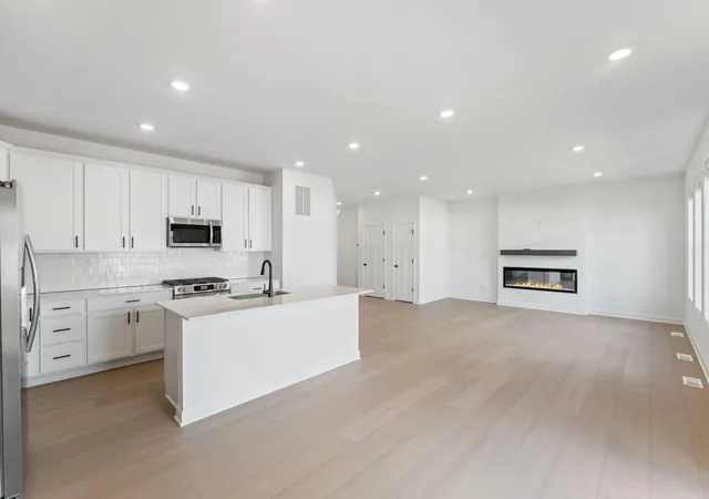 image of 8932 Periwinkle Blvd, Woodbury, MN 55129 | MLS# 7133760