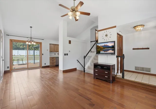 Photo 4 of Single family home for sale at 7474 Jeffery Ln S, Cottage Grove, MN 55016 | MLS# 7133804 | Listing updated on 2026-09-19