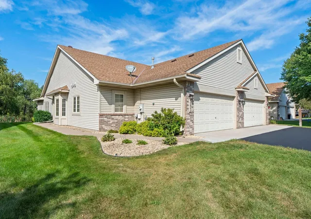Photo 1 of Single family home for sale at 393 Allen Ave, Saint Paul, MN 55117 | MLS# 7133831 | Listing updated on 2026-09-04