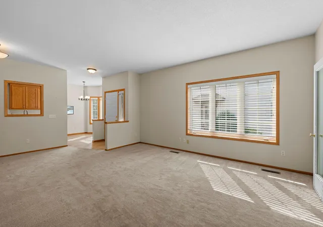 Photo 3 of Single family home for sale at 393 Allen Ave, Saint Paul, MN 55117 | MLS# 7133831 | Listing updated on 2026-09-04