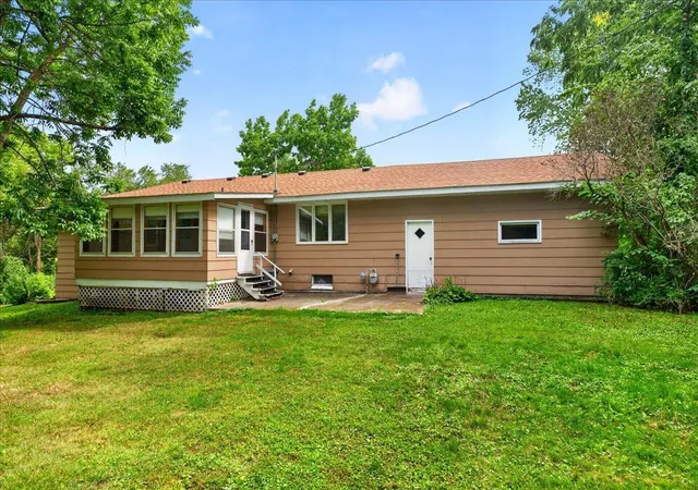 Photo 4 of Single family home for sale at 9855 Iffert Ave Ne, Monticello, MN 55362 | MLS# 7133833 | Listing updated on 2026-09-19