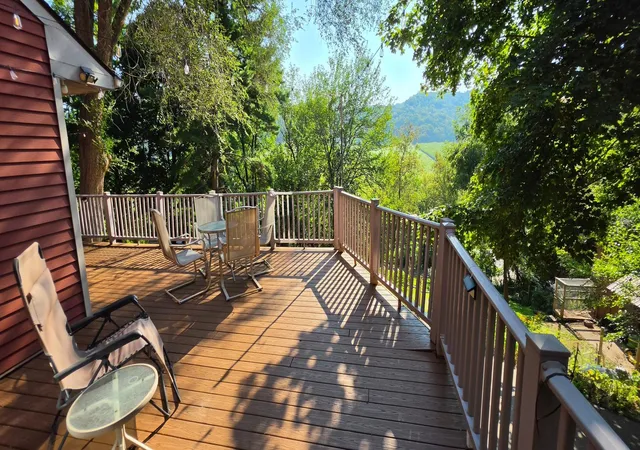 Photo 3 of Single family home for sale at 24425 County Road 17, Winona, MN 55987 | MLS# 7133844 | Listing updated on 2026-09-01