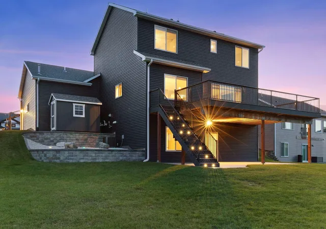 Photo 3 of Single family home for sale at 855 Towne Dr NE, Byron, MN 55920 | MLS# 7133846 | Listing updated on 2026-09-03