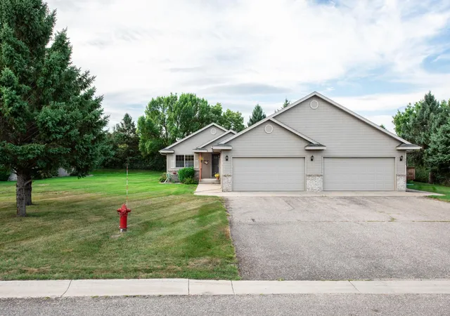Photo 3 of Single family home for sale at 513 Kinkead Dr Nw, Alexandria, MN 56308 | MLS# 7133848 | Listing updated on 2026-10-05