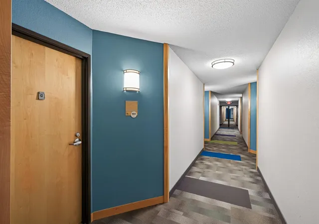 2nd image of 1700 Four Oaks Rd #159, Eagan, MN 55121 | MLS# 7133864