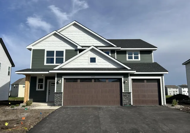 Photo 1 of Single family home for sale at 2315 Williams St, Shakopee, MN 55379 | MLS# 7133867 | Listing updated on 2026-10-06