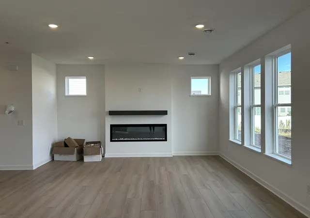 Photo 3 of Single family home for sale at 2315 Williams St, Shakopee, MN 55379 | MLS# 7133867 | Listing updated on 2026-10-06