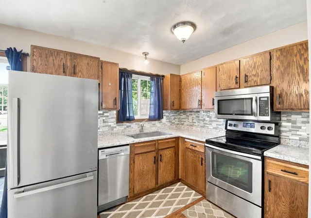 Photo 3 of Sale Pending at 635 23Rd St Ne, Owatonna, MN 55060 | MLS# 7133872 | Listing updated on 2026-08-29