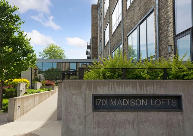 Photo 2 of Condo for sale at 1701 Madison St Ne #404, Minneapolis, MN 55413 | MLS# 7133910 | Listing updated on 2026-09-21