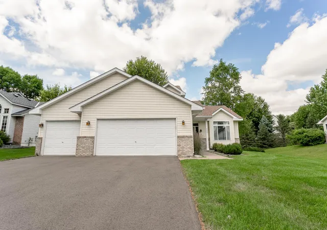image of 8284 Ashford Rd, Woodbury, MN 55125 | MLS# 7133914