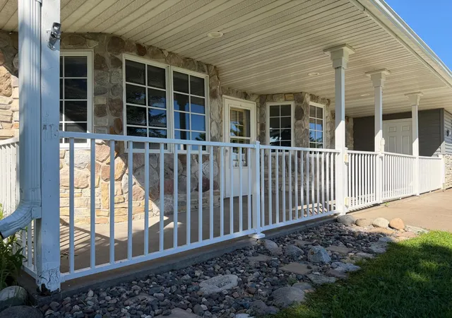 Photo 3 of Single family home for sale at 39395 Twilight Rd, Onamia, MN 56359 | MLS# 7133924 | Listing updated on 2026-09-24