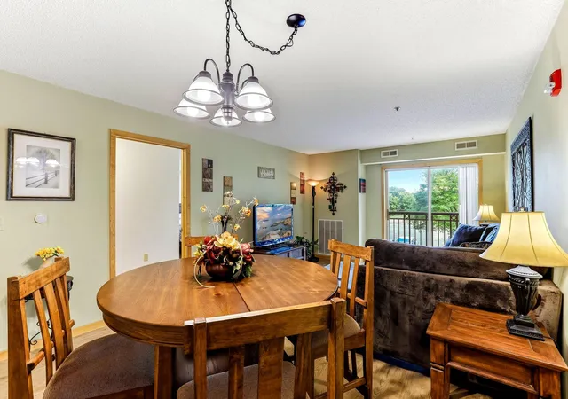 4th image of 4845 W 123rd St, Savage, MN 55378