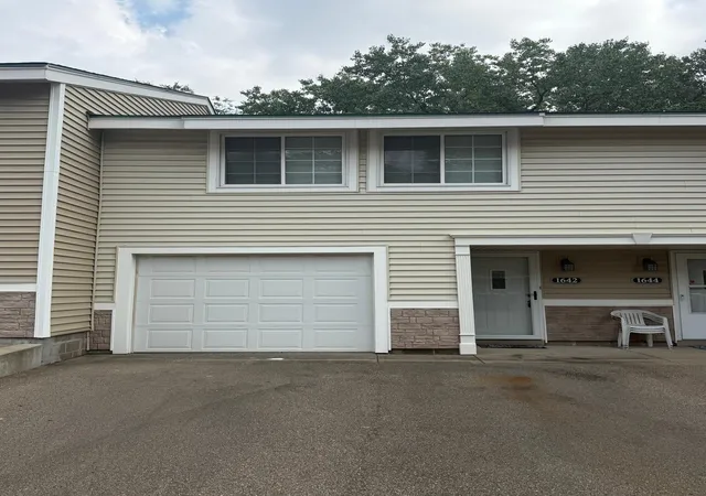 1st image of 1642 River Bluff Ct #105, Eagan, MN 55121 | MLS# 7133953