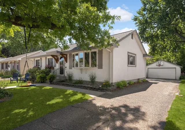 Photo 2 of Single family home for sale at 340 Emerson Ave W, Saint Paul, MN 55118 | MLS# 7133968 | Listing updated on 2026-09-08