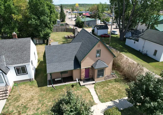 Photo 2 of Sale Pending at 112 4th Ave Ne, Brainerd, MN 56401 | MLS# 7133974 | Listing updated on 2026-09-12