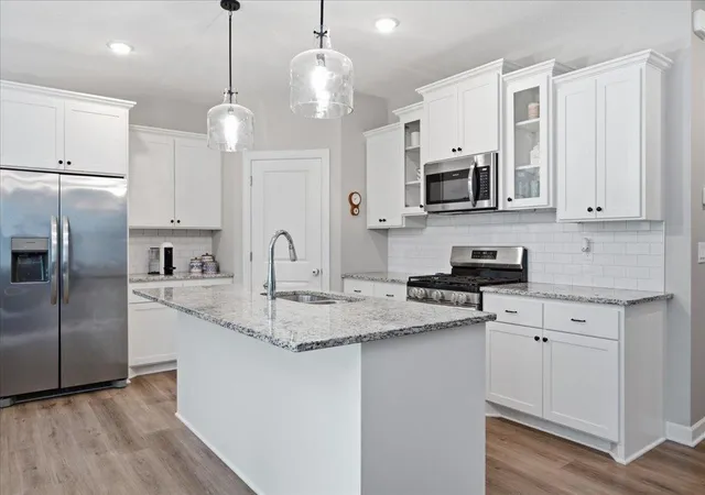 Photo 4 of Single family home for sale at 31594 Green Scene Dr, Breezy Point, MN 56472 | MLS# 7134032 | Listing updated on 2026-08-27