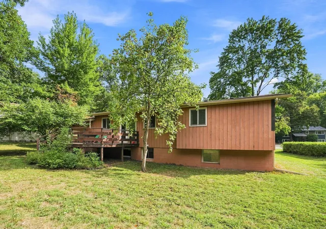 Photo 3 of Single family home for sale at 213 8th Ave N, Sartell, MN 56377 | MLS# 7134056 | Listing updated on 2026-09-21