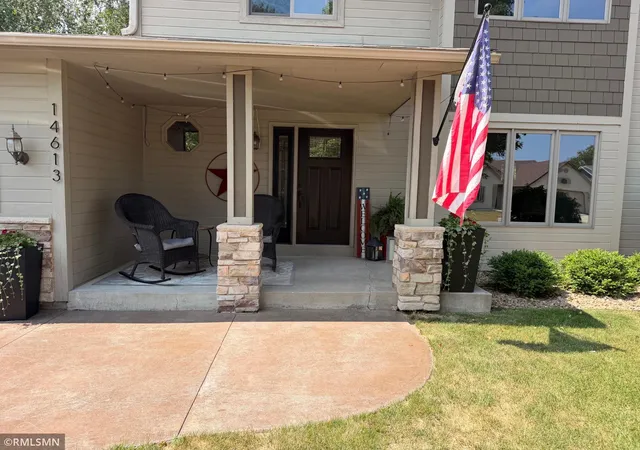 Photo 3 of Sale Pending at 14613 Guthrie Ave S, Apple Valley, MN 55124 | MLS# 7134079 | Listing updated on 2026-09-03