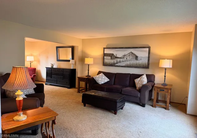 Photo 4 of Sale Pending at 14613 Guthrie Ave S, Apple Valley, MN 55124 | MLS# 7134079 | Listing updated on 2026-09-03