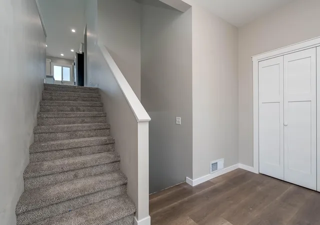Photo 4 of Single family home for sale at 123 Erin Ct, Nicollet, MN 56074 | MLS# 7134094 | Listing updated on 2026-10-22
