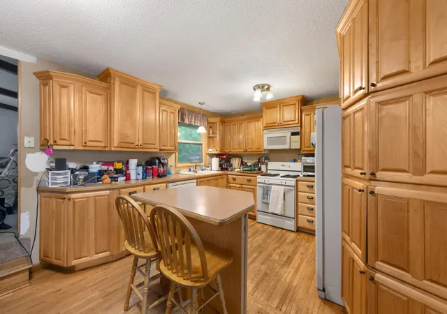 Photo 3 of Single family home for sale at 2610 22nd Ave Se, Rochester, MN 55904 | MLS# 7134102 | Listing updated on 2026-08-27