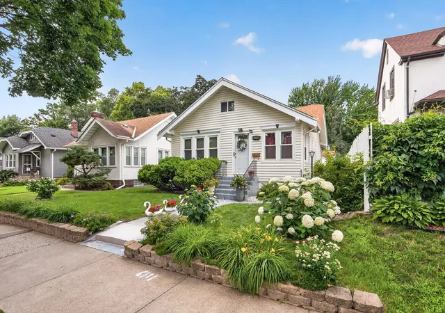 Photo 1 of Single family home for sale at 4224 Stevens Ave, Minneapolis, MN 55409 | MLS# 7134136 | Listing updated on 2026-08-27