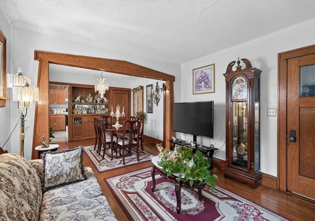 Photo 3 of Single family home for sale at 4224 Stevens Ave, Minneapolis, MN 55409 | MLS# 7134136 | Listing updated on 2026-08-27