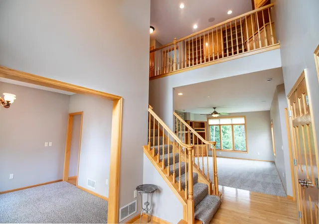 Photo 3 of Single family home for sale at 6739 Yellowstone Ln N, Maple Grove, MN 55311 | MLS# 7134137 | Listing updated on 2026-10-20
