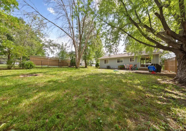 Photo 37 of Single family home for sale at 424 Littleford Ln, Faribault, MN 55021 | MLS# 7134139 | Listing updated on 2026-08-28