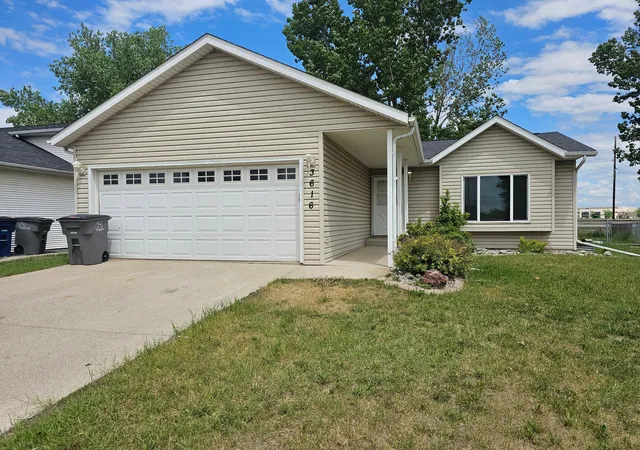 Photo 1 of Single family home for sale at 3616 Village Green Ln, Moorhead, MN 56560 | MLS# 7134144 | Listing updated on 2026-08-27